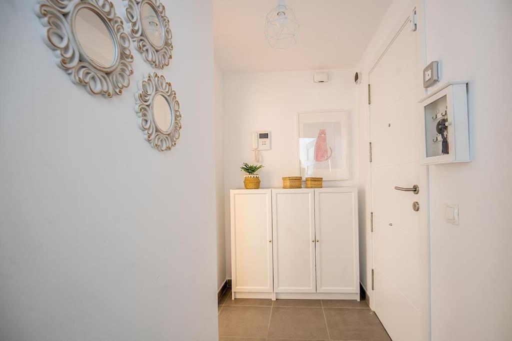 Nautilus Beach Apartment - Apartamento Azul Рота Екстериор снимка